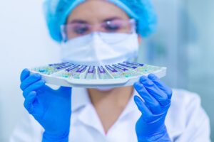 病理の二次意見レビューで得られる高報酬とは？